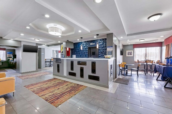 Best Western The Inn At Rochester Airport image 7